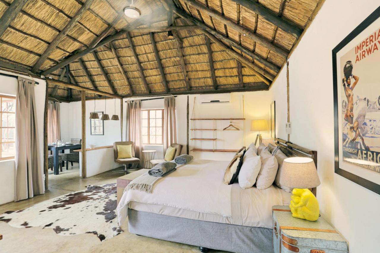 Tusk Bush Lodge Marloth Park Exterior foto